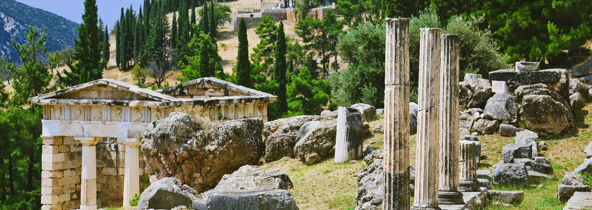 Top reasons why you should visit Delphi